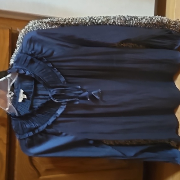 Mystree Tops - Blue tie front blouse from Mystree, soft open bottom long sleeve,size M